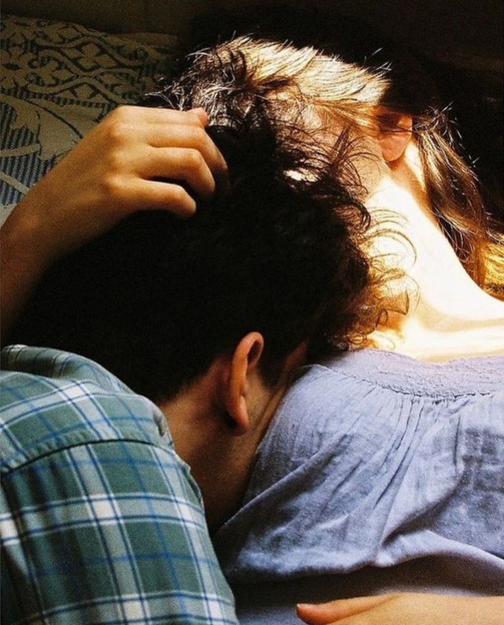 Rủi Ro Kỹ Thuật Số và Sự Cởi Mở Trong Tình Dục