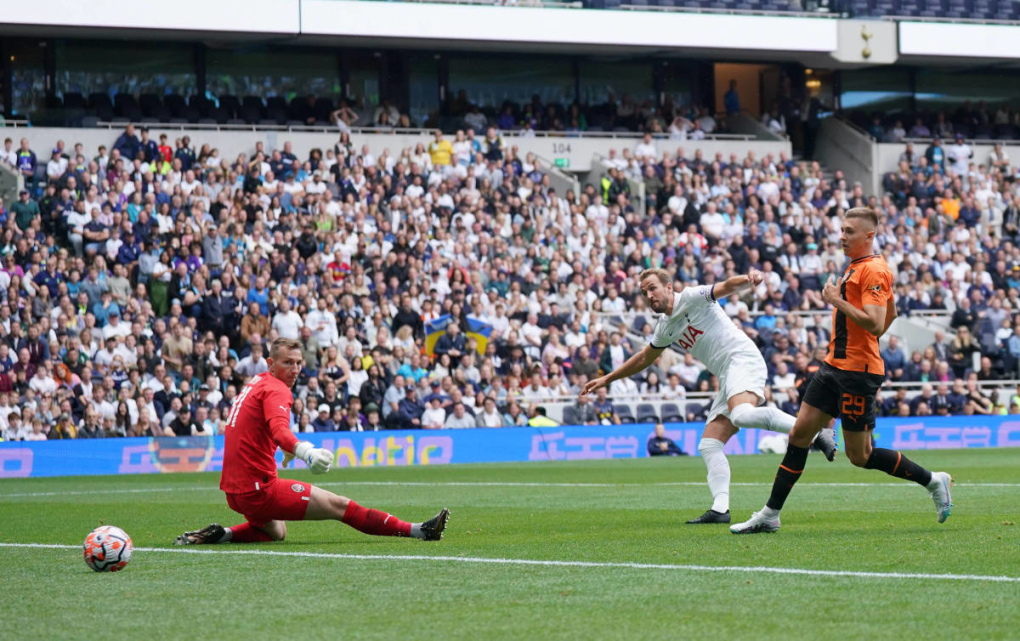 Tottenham lần thứ ba từ chối bán Kane cho Bayern